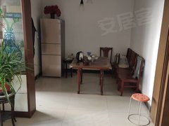 巨野巨野城区巨野市区出租光麟新天地 二楼 拎包入住  有地上大车库 停车便利出租房源真实图片