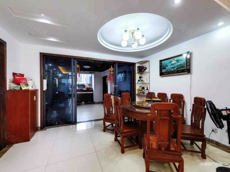 宏发领域4房小区笋价格满五随时看房业主急卖