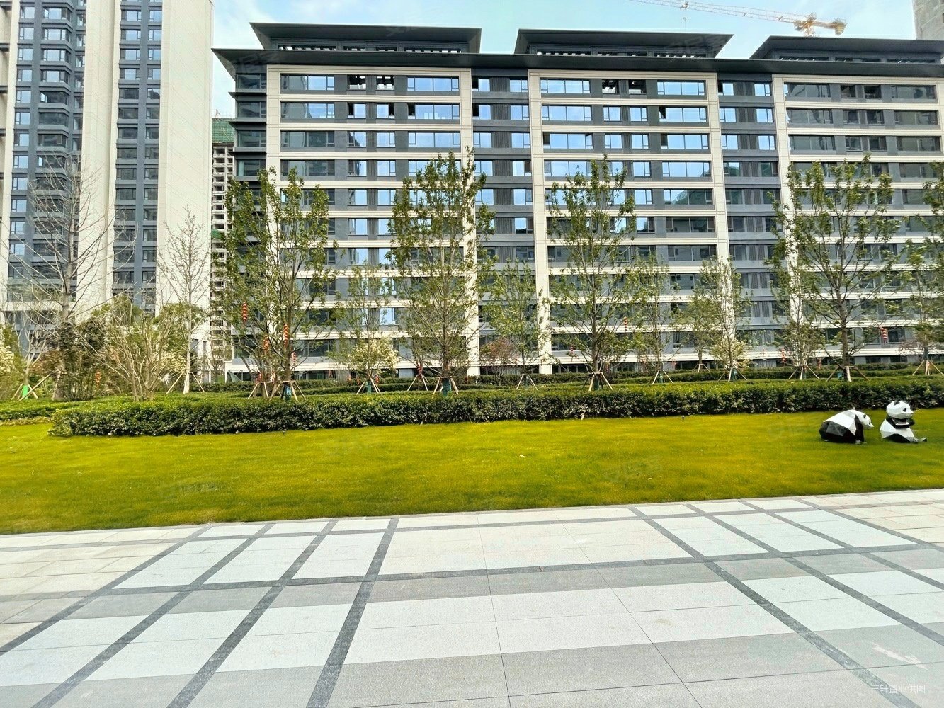 西安房产网>西安二手房>雁塔二手房>太白南路二手房>卓越坊>