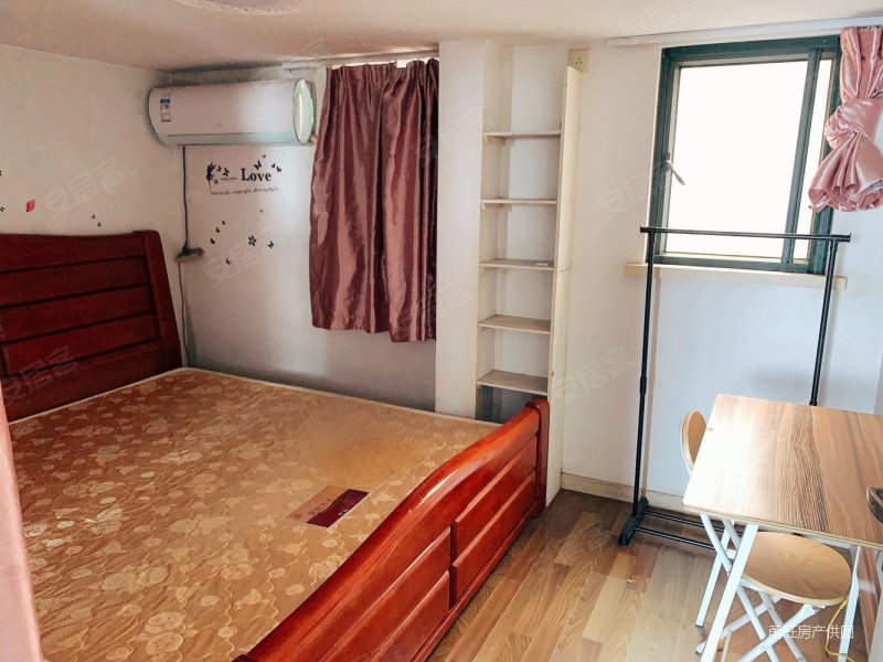 急卖价格可谈复式49乘2格兰云天一期地铁口有钥匙