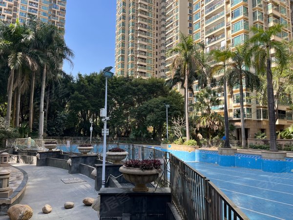 深圳布吉信义信义荔山公馆信义荔山公馆 南北通透3房 第一次出租出租