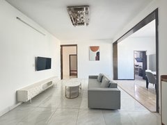 嘉鱼嘉鱼城区嘉鱼市区和润家附近 蓝天幼儿园旁4楼出租 拎包入住出租房源真实图片