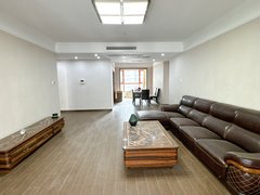 长沙开福北辰三角洲市中心可居家可工作的五房北辰三角洲193平南北通视野好随时看出租房源真实图片