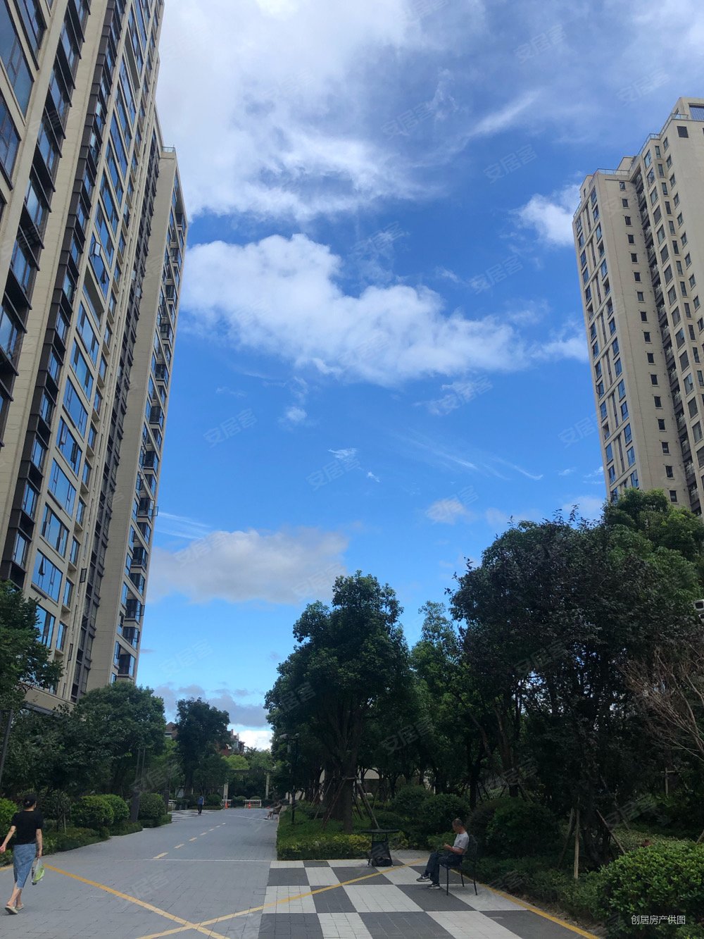 君睿名苑2室1厅1卫58.11㎡南北145万