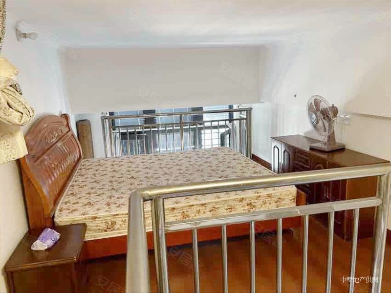 陶冲湖 带电梯 精装修 车位充足 高楼层采光充足 看房有钥匙,新站广场