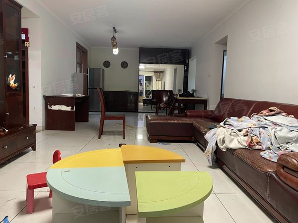 广州海珠赤岗坚真花园赤岗 坚真花园 电梯楼 地铁3号线大塘站出租房源