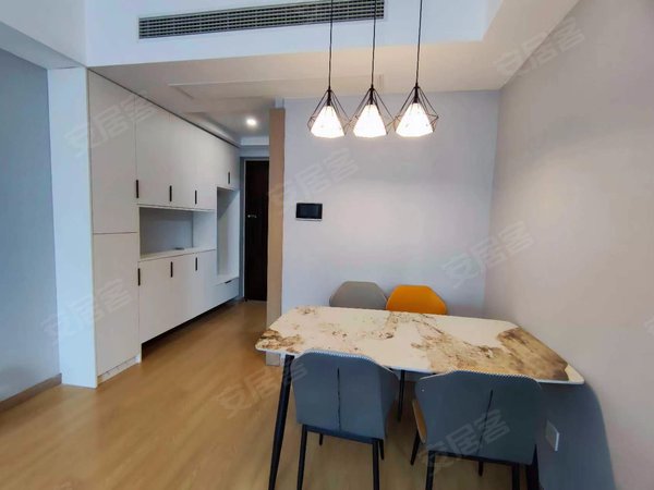 杭州余杭瓶窑溪上俪庭溪上俪庭 3室2厅2卫 3500.