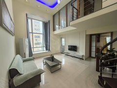 东莞南城西平房子是新装修，单边户，双面采光，现状干净整洁出租房源真实图片