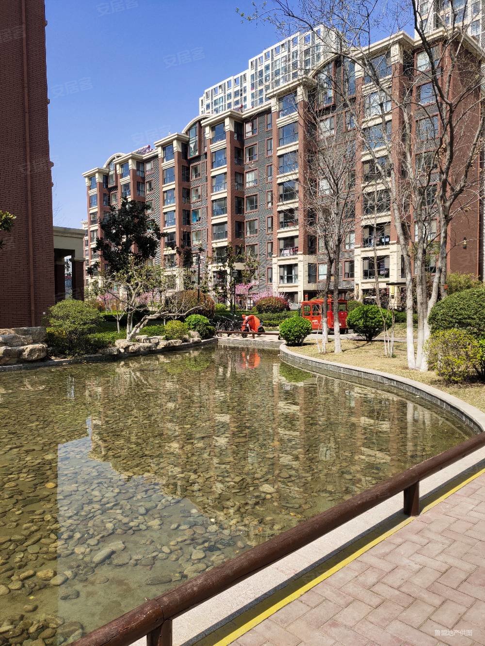 阜丰大成郡4室2厅1卫117.2㎡南北185万