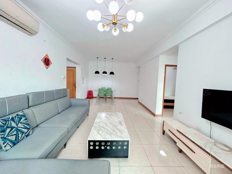 金美花园精装电梯三房两厅两卫业主急售