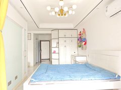 东港家园 中豪明珠城 1室1厅精装修，家电齐全，拎包入住。