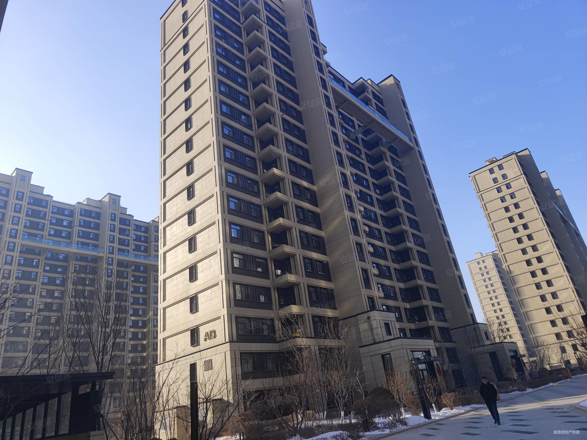 宝裕悦兰湾(一期)4室2厅2卫159㎡南北169万