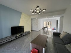 株洲石峰万达广场职教城 万达广场 悦湖春天 豪装四房 家电齐全 拎包入住出租房源真实图片