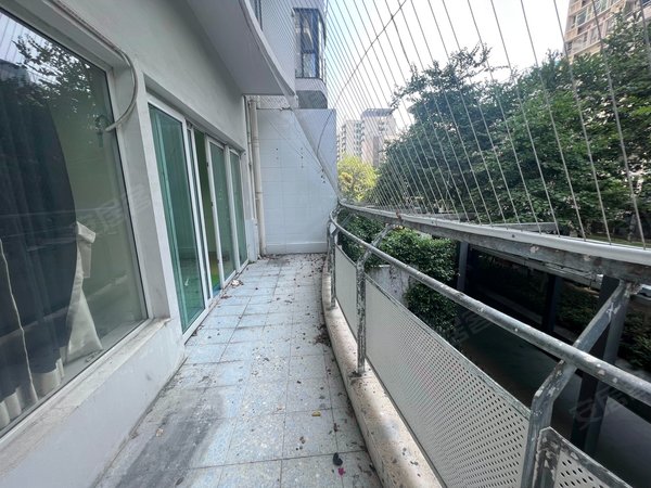 深圳福田石厦中央花园1楼前后大花园,罕见放盘,大复式,看房方便出租