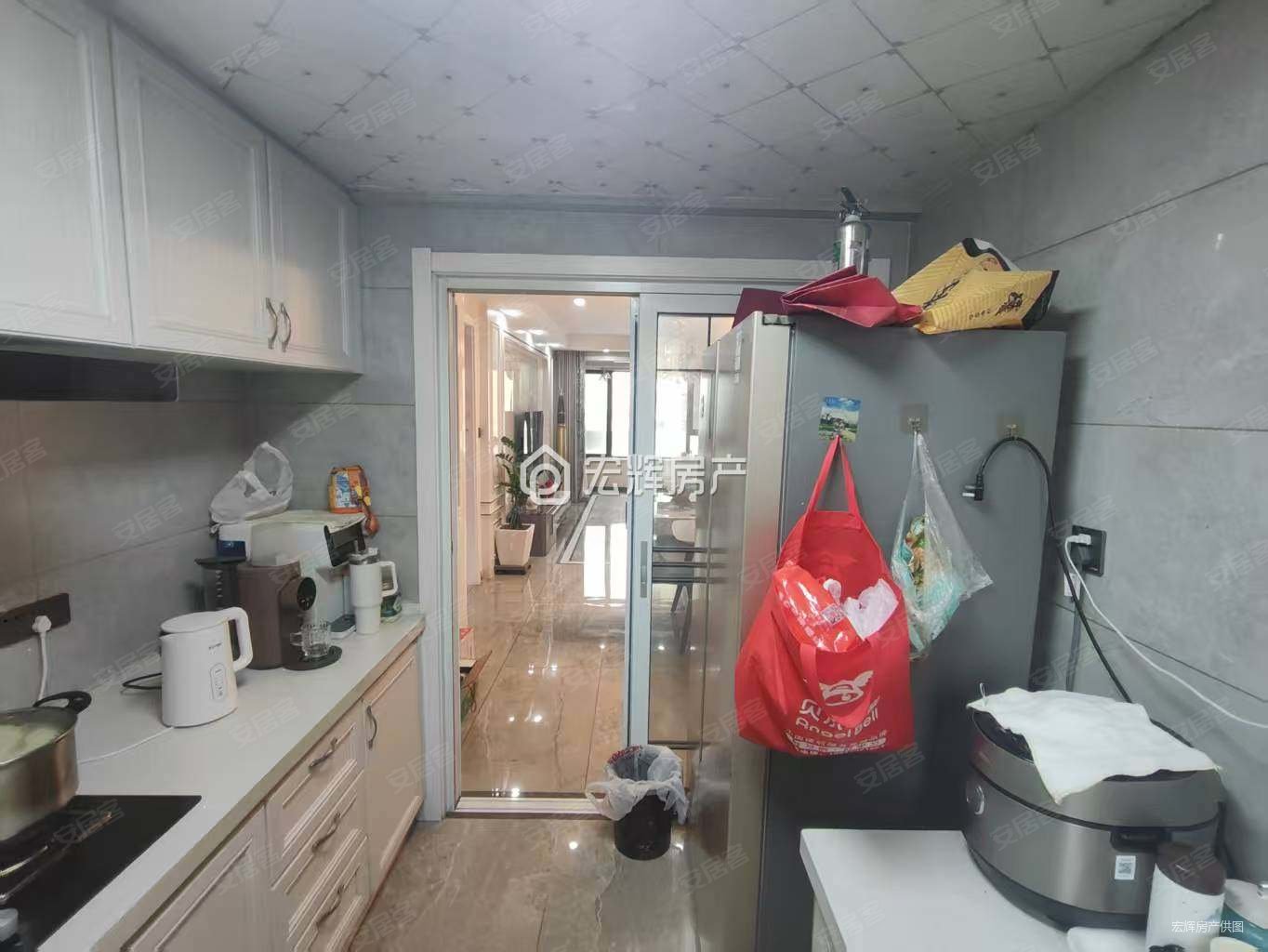 中海河山郡3室2厅2卫128㎡南北159万