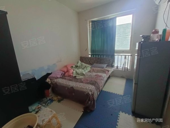 荣安花园电梯小高层地铁站边,装修风格自己设计房东诚心出售