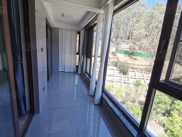 昆明五华莲花片区德润香山府五华区龙泉路实力壹方城旁精装三房出租