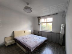 上海市场 地铁口 东方医院 洛热社区  精装两室 家电齐全