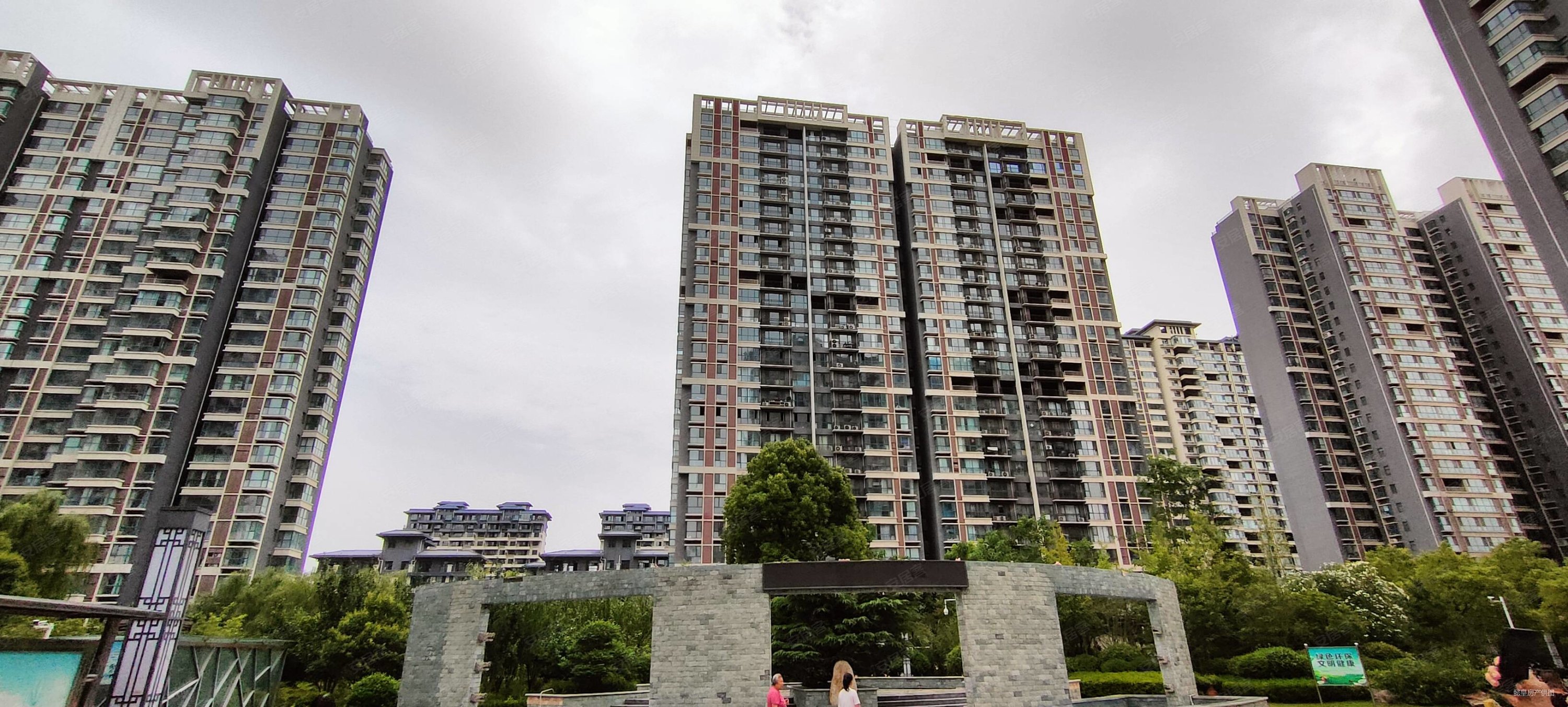 洛阳房产网>洛阳二手房>伊川二手房>城区二手房>伊水府邸>