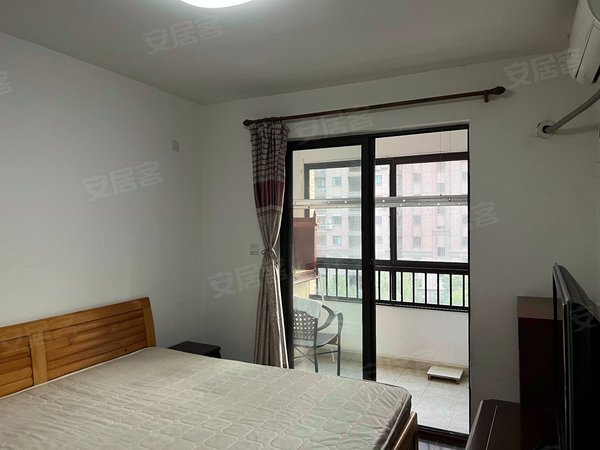 上海松江泗泾新凯城枫景苑9号线泗泾站新凯城枫景苑中装修全配可随时