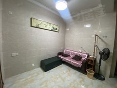 泉州南安南安市区罗马家园干净两房家电齐全仅租900出租房源真实图片