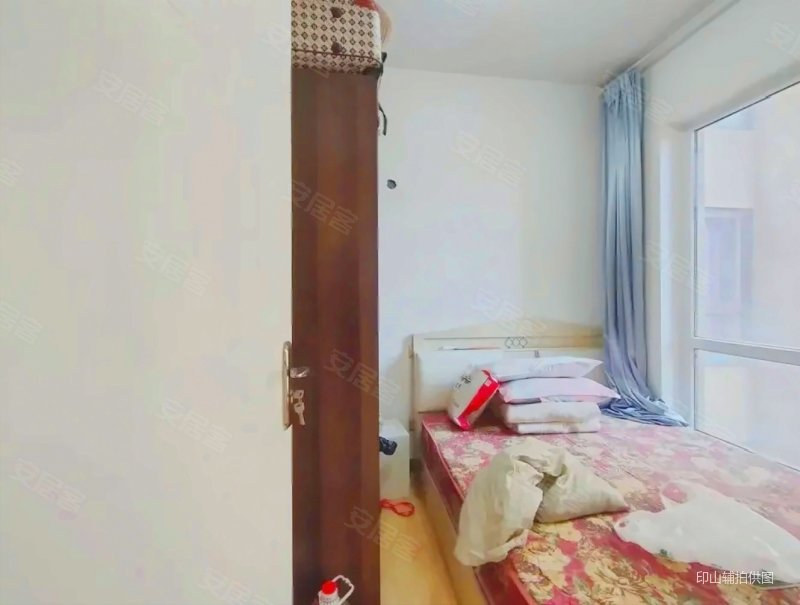 香榭河畔中楼层电梯房停车充足双卫小区绿化高密度低