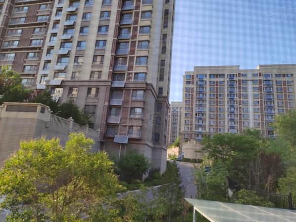 济南历城建筑大学景和山庄建筑大学,体育学院,文旅城融创茂经十路