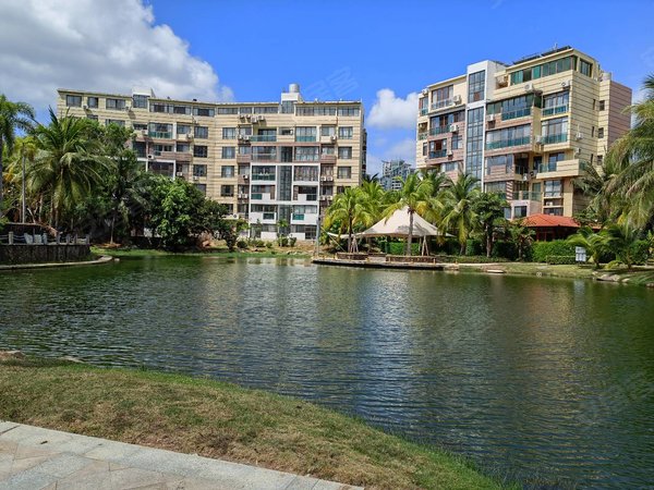 三亚吉阳凤凰路南段金元椰景蓝岸大东海花园洋房小区椰景蓝岸正规大