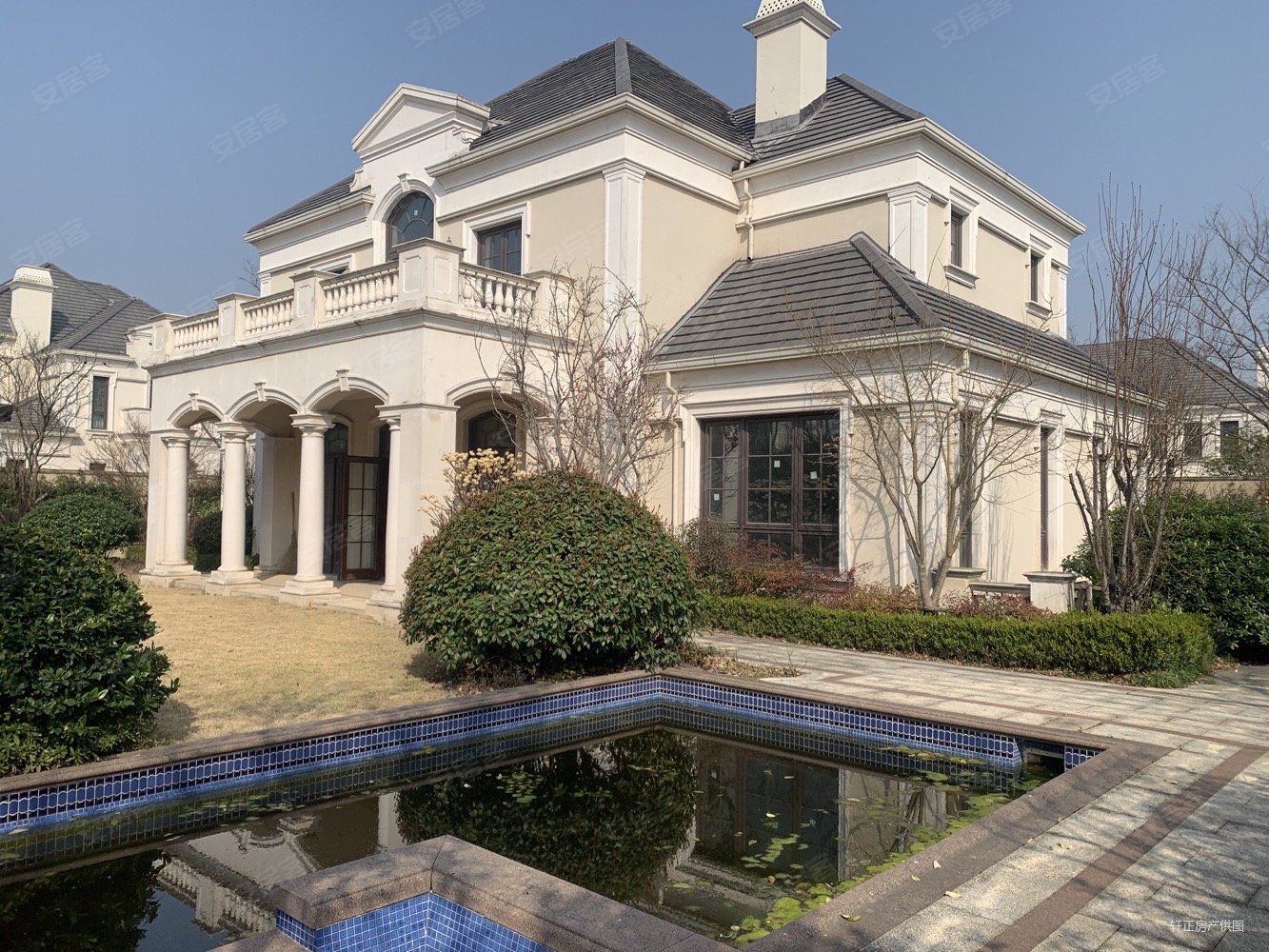 昆山市绿城玫瑰园别墅