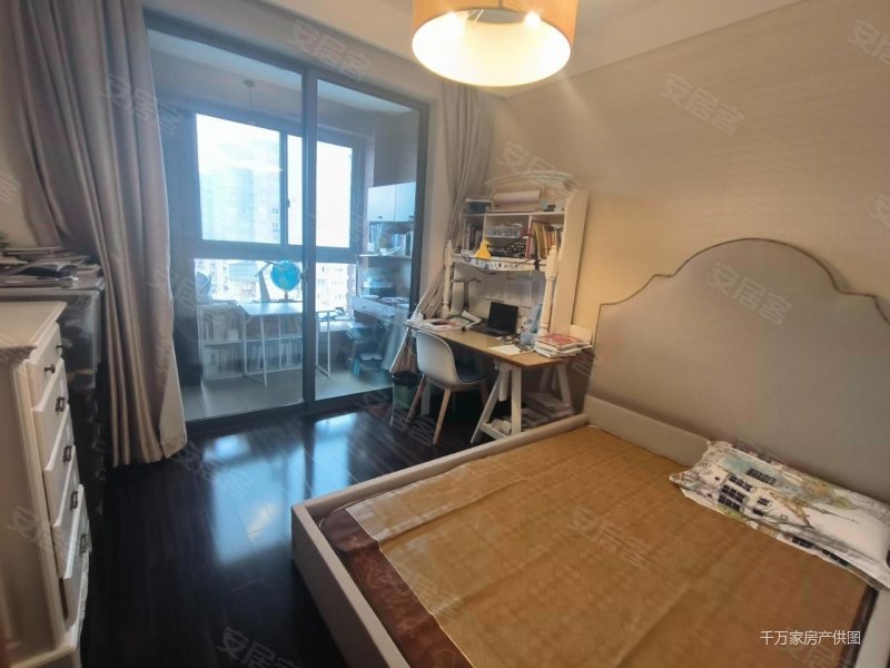 陆家嘴公馆 商圈成熟 医疗配套成熟 南北通透 中间楼层