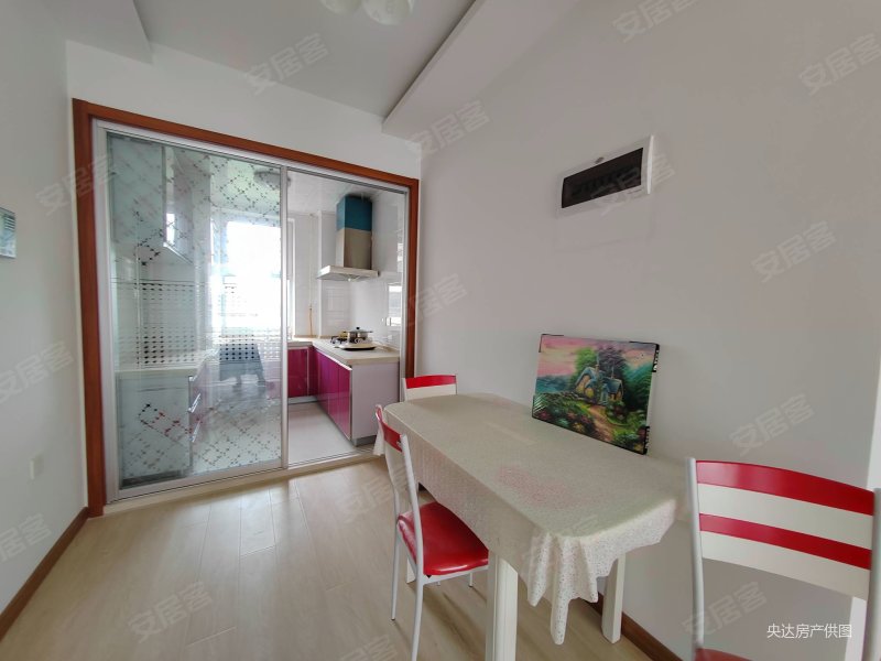 房主诚信出售此房,标准的两室户型,实验中 ,南北通透户型,御景园二手