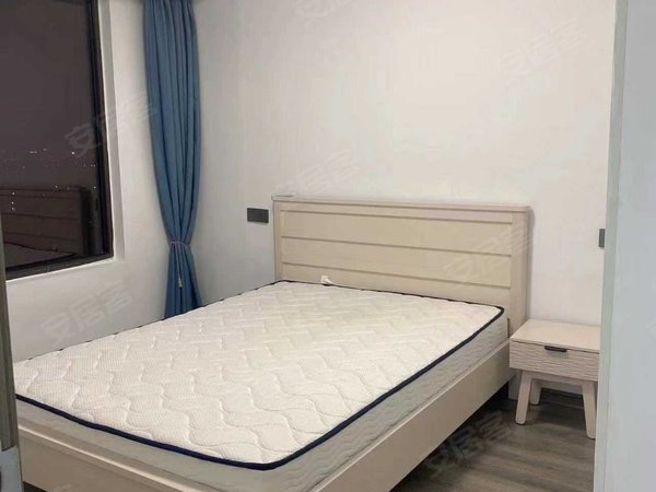 温州龙港市龙港华鸿中央公园(龙港)华鸿中央公园精装修家电家具齐全拎包入住出租房源真实图片