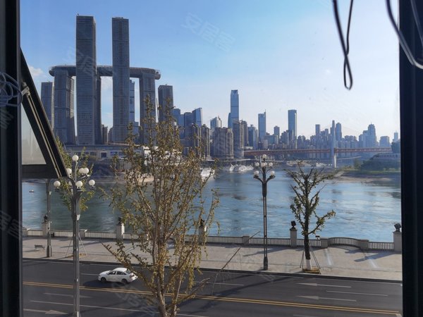 重庆南岸南滨路两江壹号南滨路 一线江景 精装三房双卫 便宜出租 先到