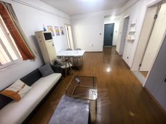 上海闵行浦江江月路地铁站景江苑c区 近仁济医院 两室一厅精美装修出租房源真实图片