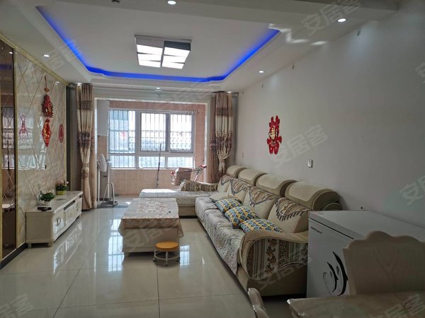 徐州丰县丰县城区凤鸣城(B区)凤鸣城 精装三室 暖气房 采光好家电齐全 干净整洁 拎包即住出租房源真实图片