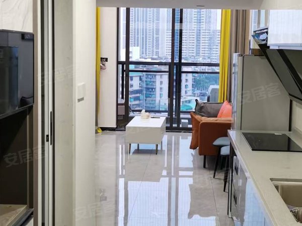 汕头金平金湖路深源金紫名邦(商住楼)金紫名邦花园一期中间楼层40平