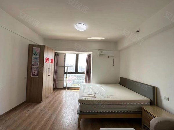 无锡滨湖河埒万达公寓(滨湖)滨湖万达楼上 一房公寓出租 可短租!