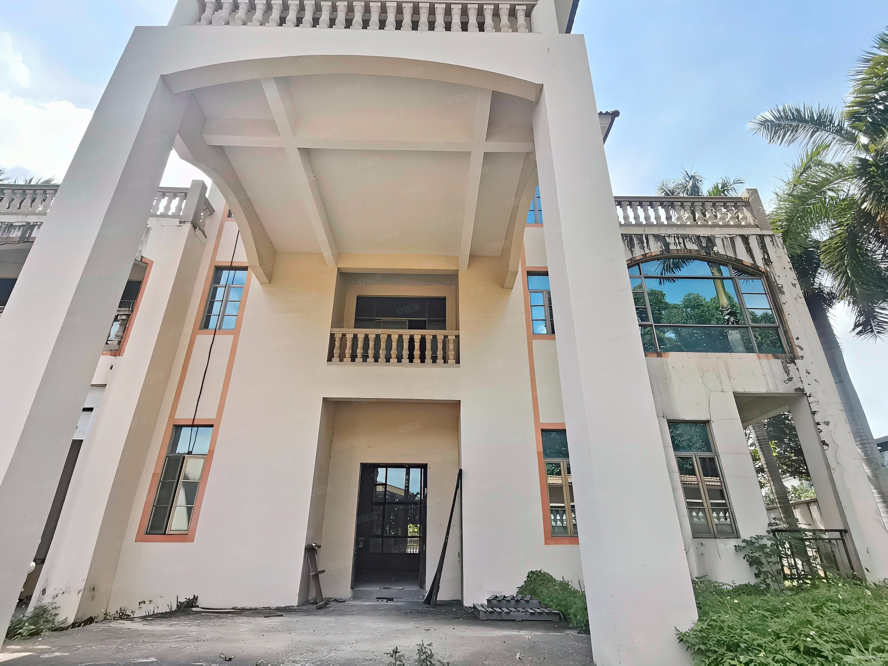 大独栋别墅东南向位置花园880方,雅图奥园二手房,2500万,8室3厅,5卫