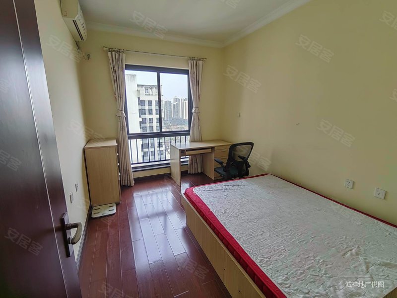 龙湖睿城精装大两房朝中庭住家安静