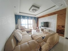 宜都宜都市区长江大道鲟龙湾附近碧桂园精装电梯三室诚意出租!出租房源真实图片