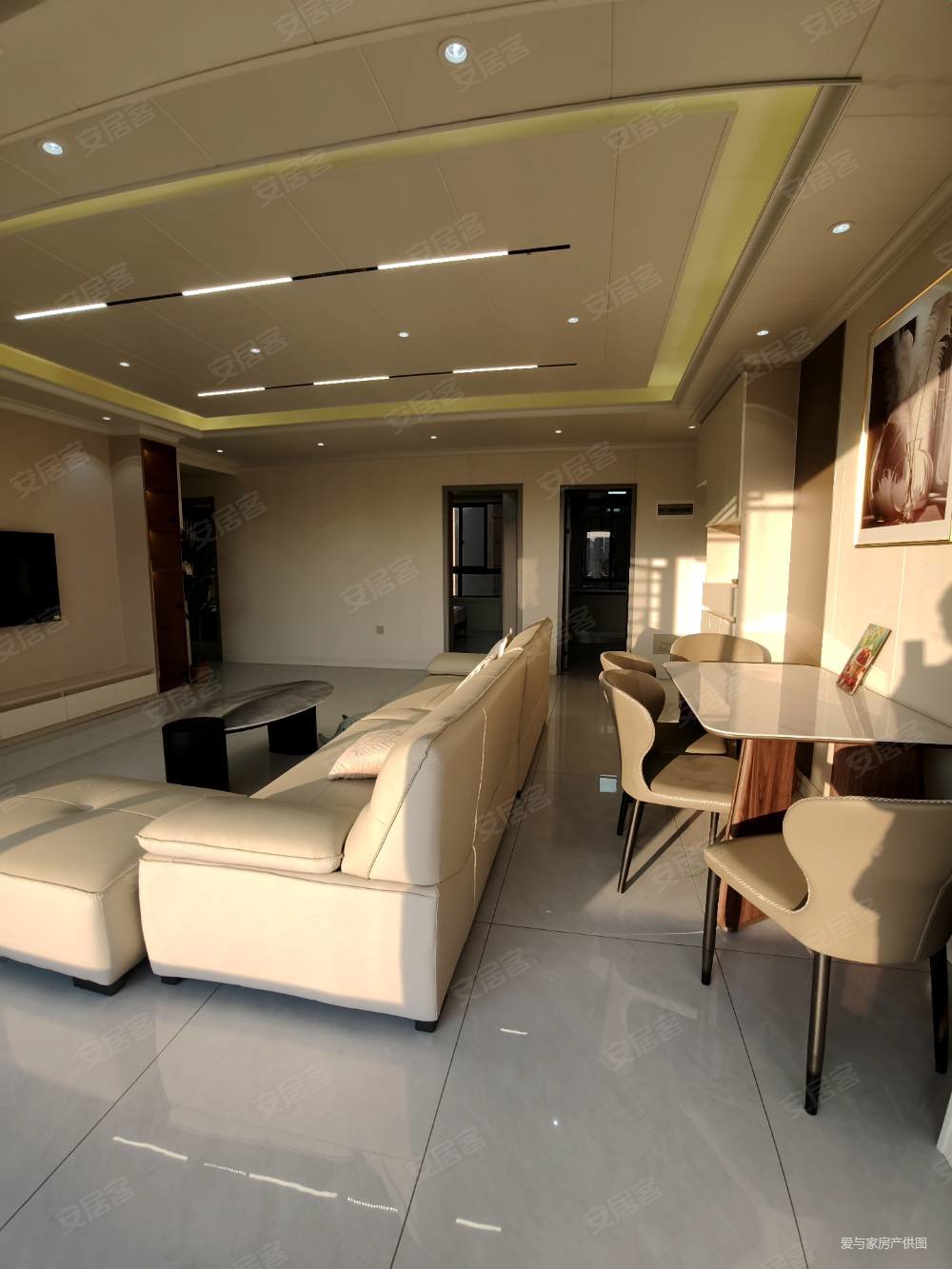 南岳清水湾3室2厅2卫116㎡南北53.8万