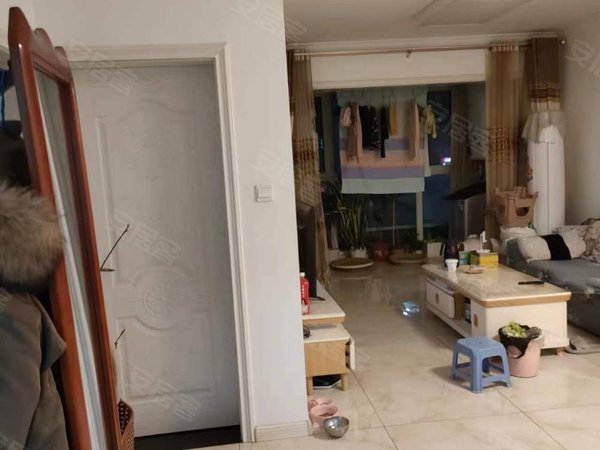 公安局租房,安德利花园b区精装修两室家具家电齐全,拎包入住,牟平租房