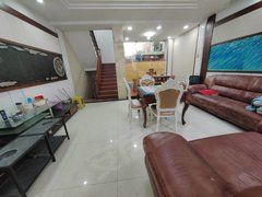 郴州北湖五岭广场出租 市中心五岭广场附近明桂园别墅区 带院子花园出租房源真实图片