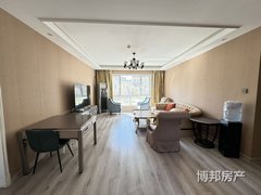 会展片区 吾悦广场对面 精装三室 家具齐全 可拎包入住