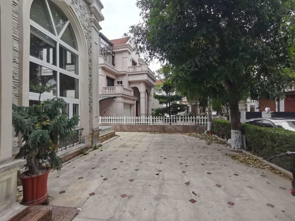 泉州丰泽云鹿路海景国际花园(别墅)海景国际花园(别墅) 6室3厅4卫