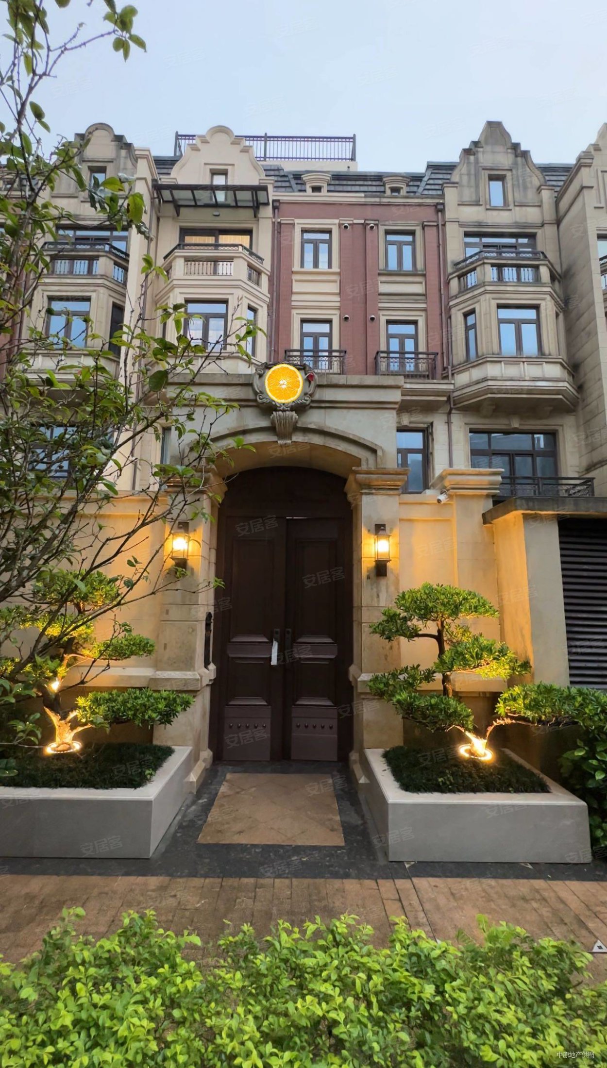 中海九号公馆豪装联排 全新现代轻奢风 拎包入住,中海九号公馆(别墅)