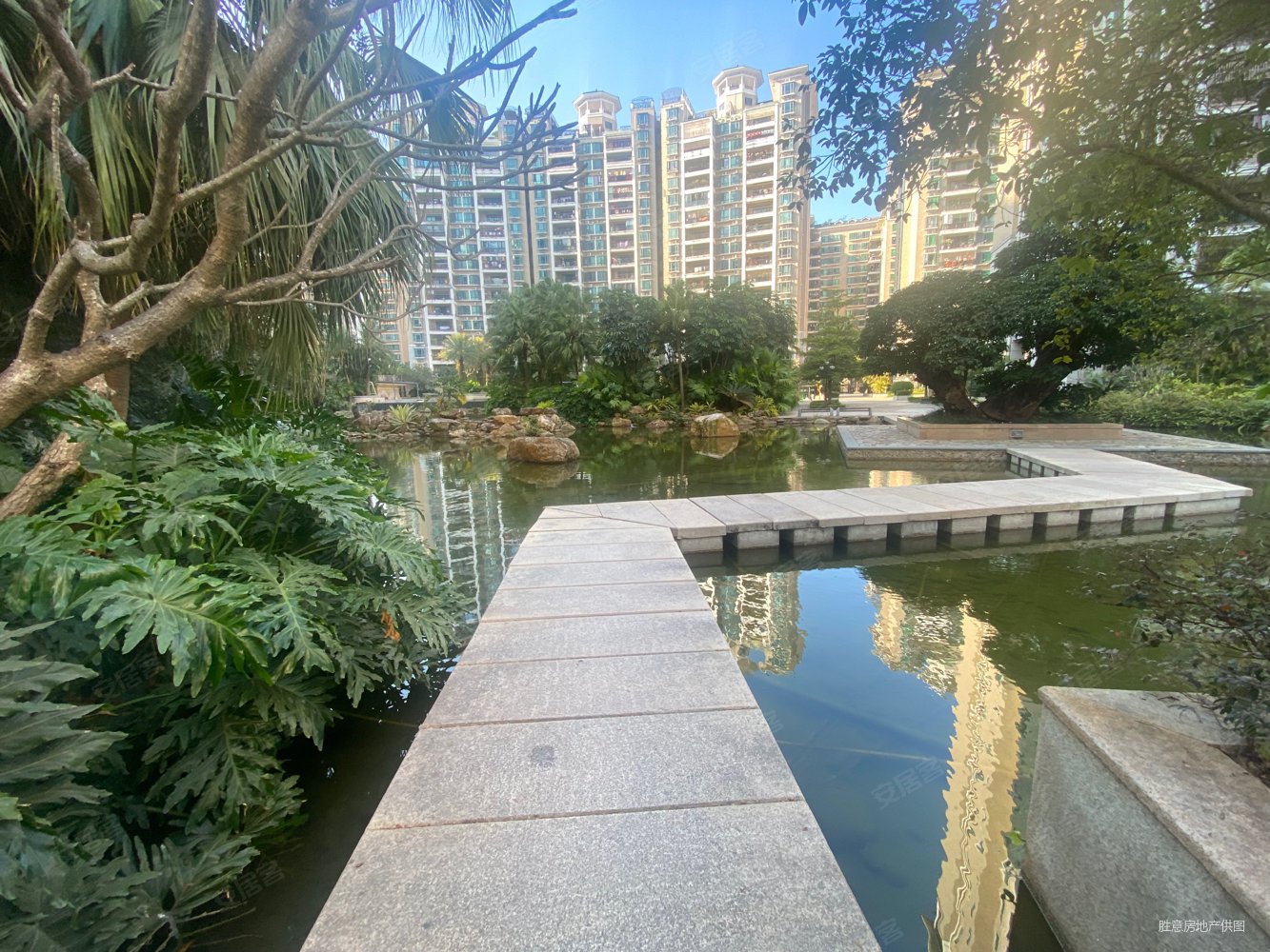 国华湖畔新城4室2厅2卫140㎡南北190万