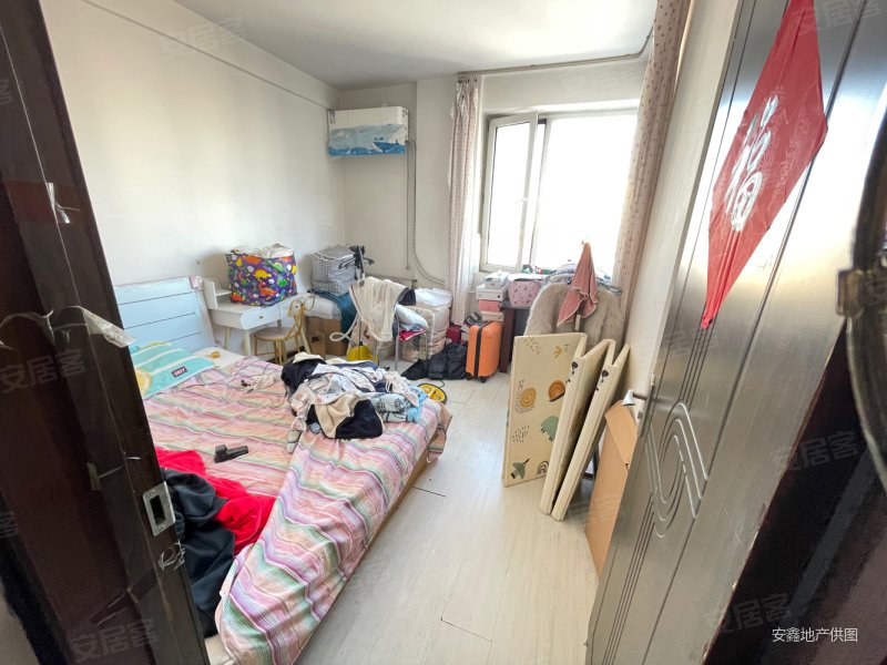 鹏辉新天居地铁房两室一厅电梯中层地热简装