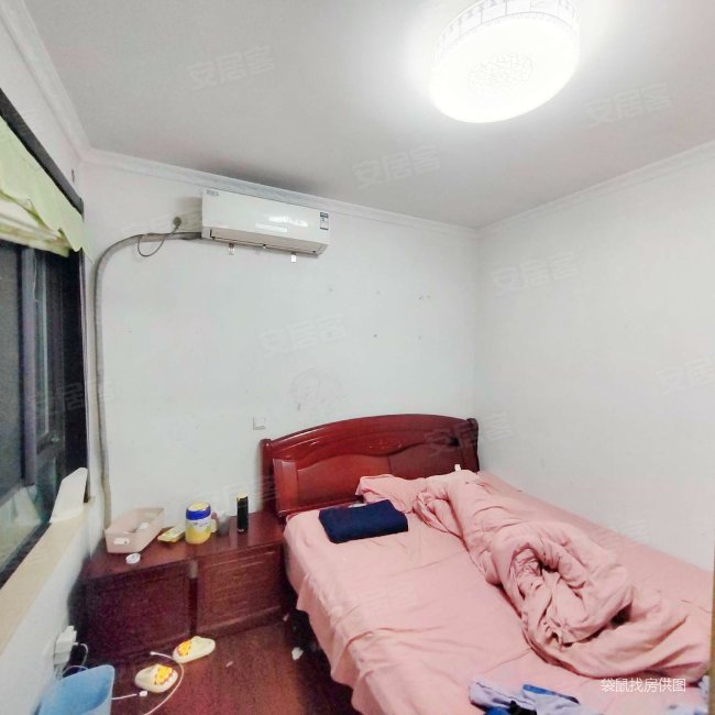 100万龙德花园 临地铁 交通便捷 楼龄新 商业配套齐全