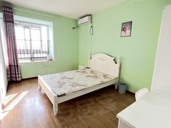 镇江润州朱方路无中介费美的城押一付一 随时看房拎包入住包宽带物业 干净清爽出租房源真实图片